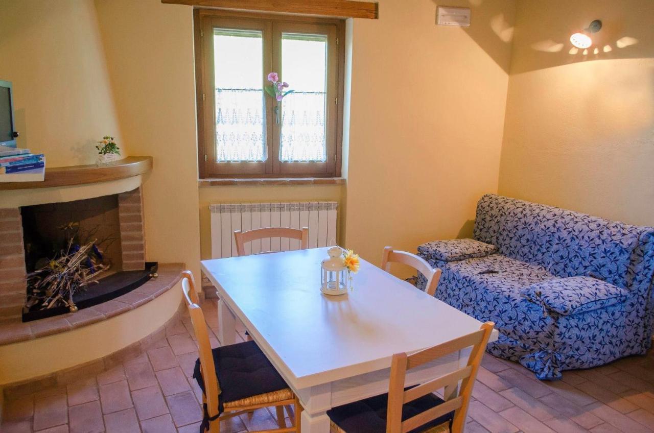 Agriturismo Pompagnano Экстерьер фото