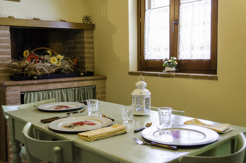 Agriturismo Pompagnano Экстерьер фото